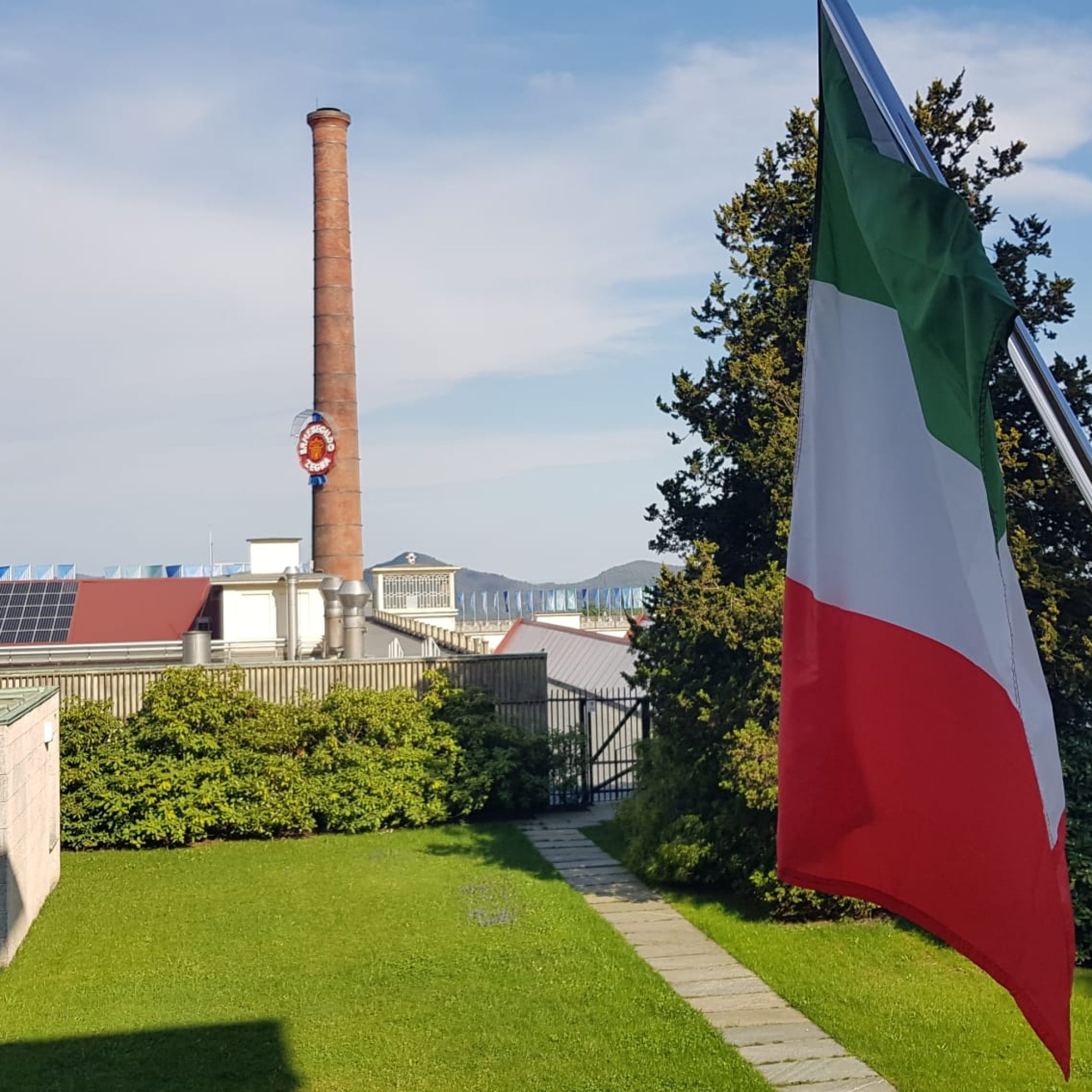 Casa Zegna bandiera